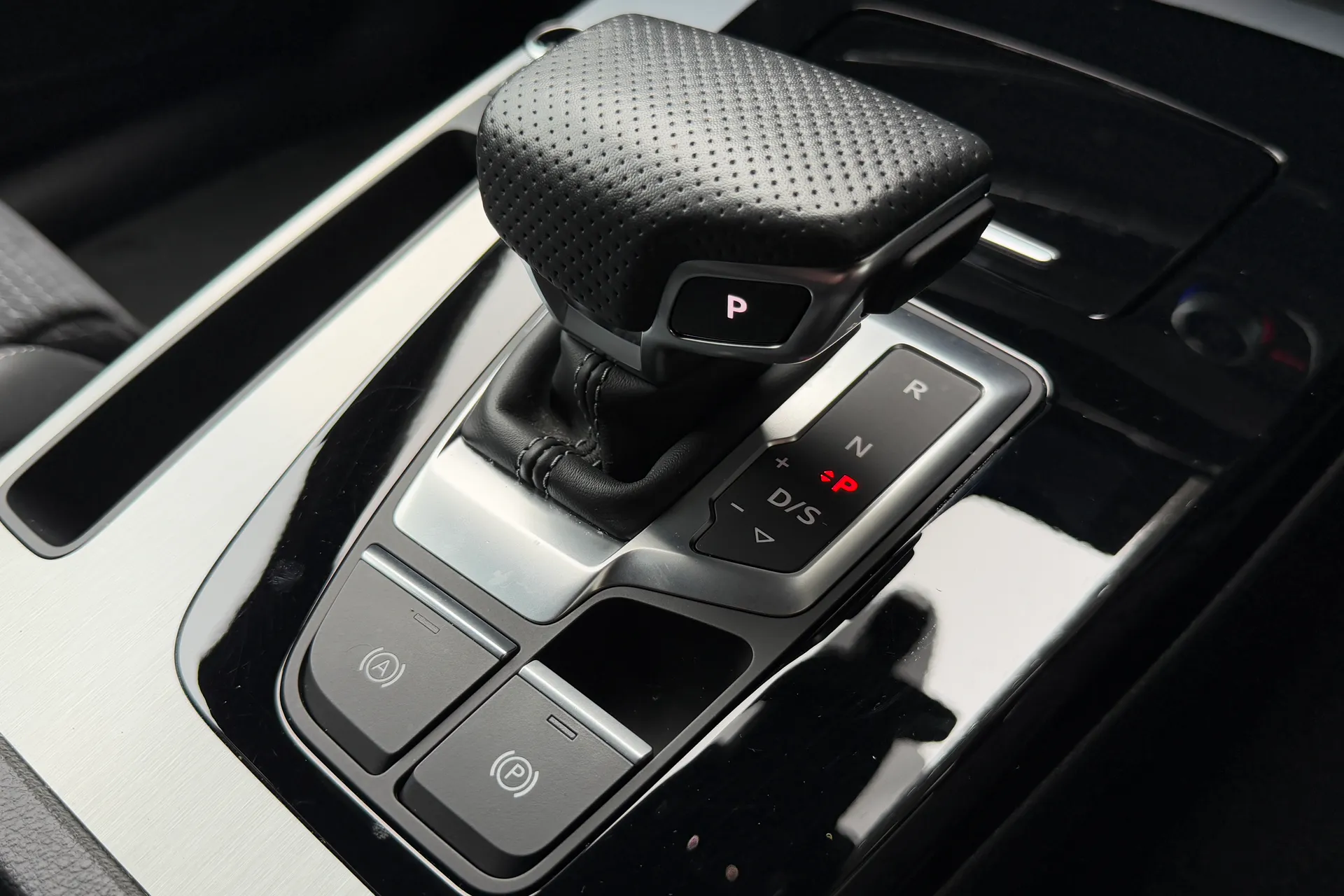 Audi Q5 thumbnail image number 27