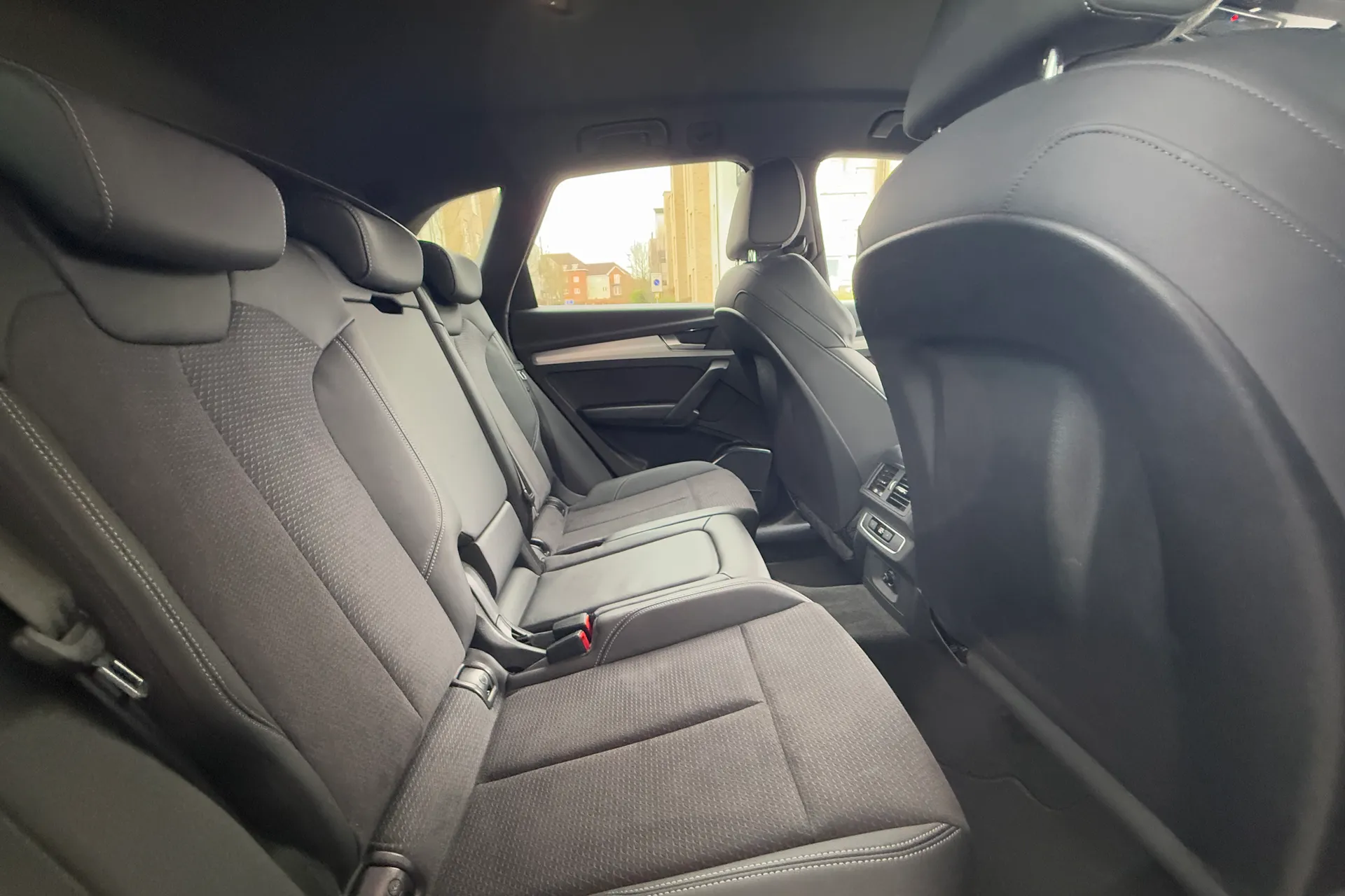 Audi Q5 thumbnail image number 41