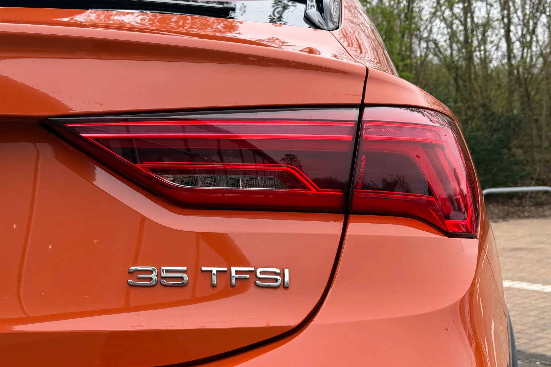 Audi Q3 thumbnail image number 38