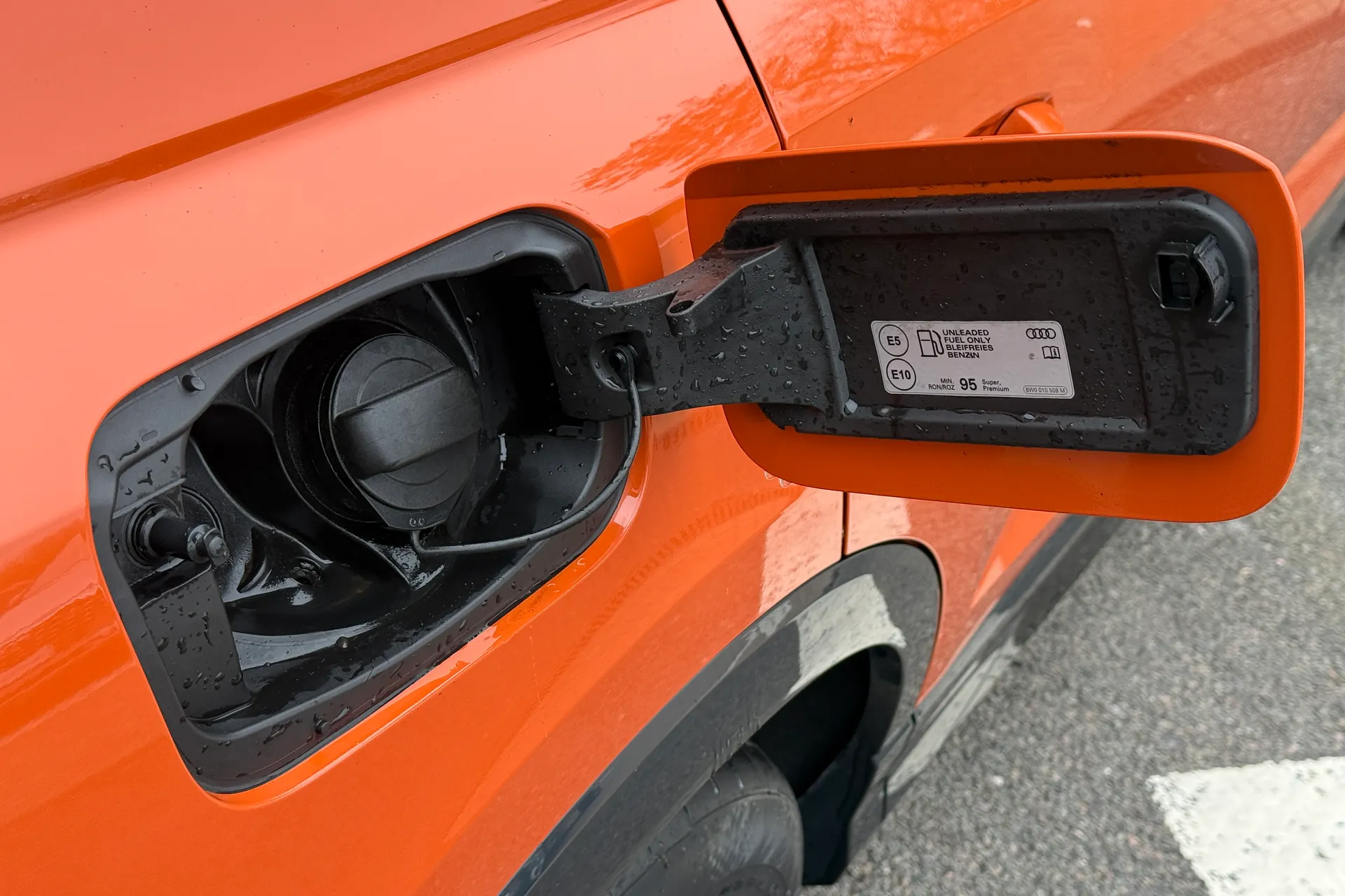 Audi Q3 thumbnail image number 31