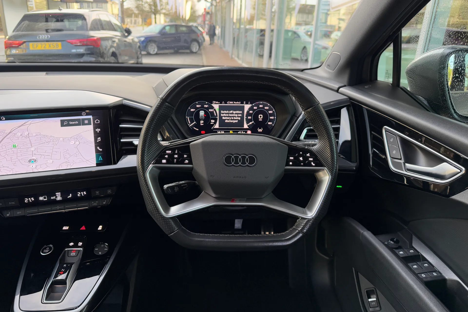 Audi Q4 thumbnail image number 41