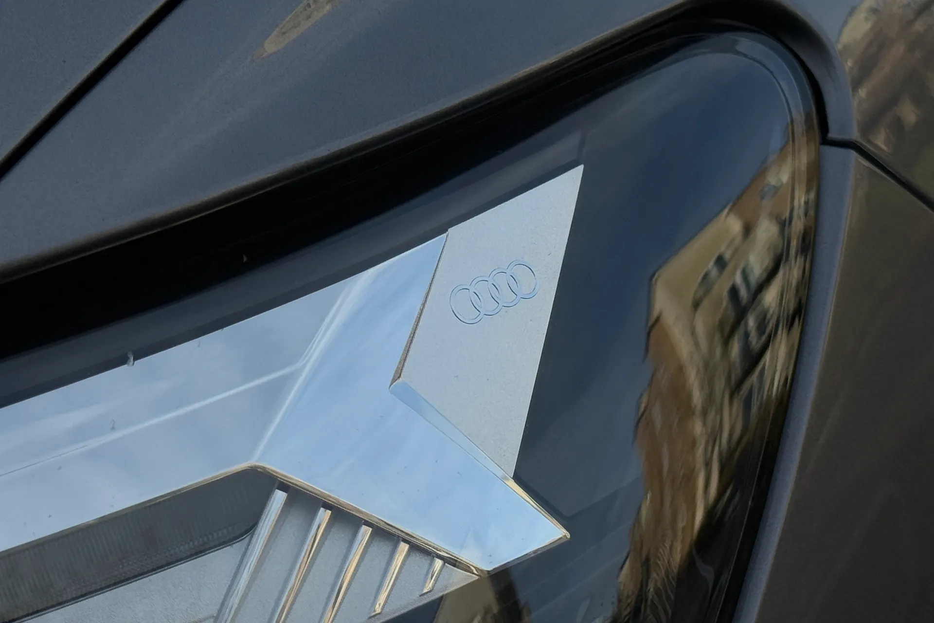 Audi Q4 thumbnail image number 60