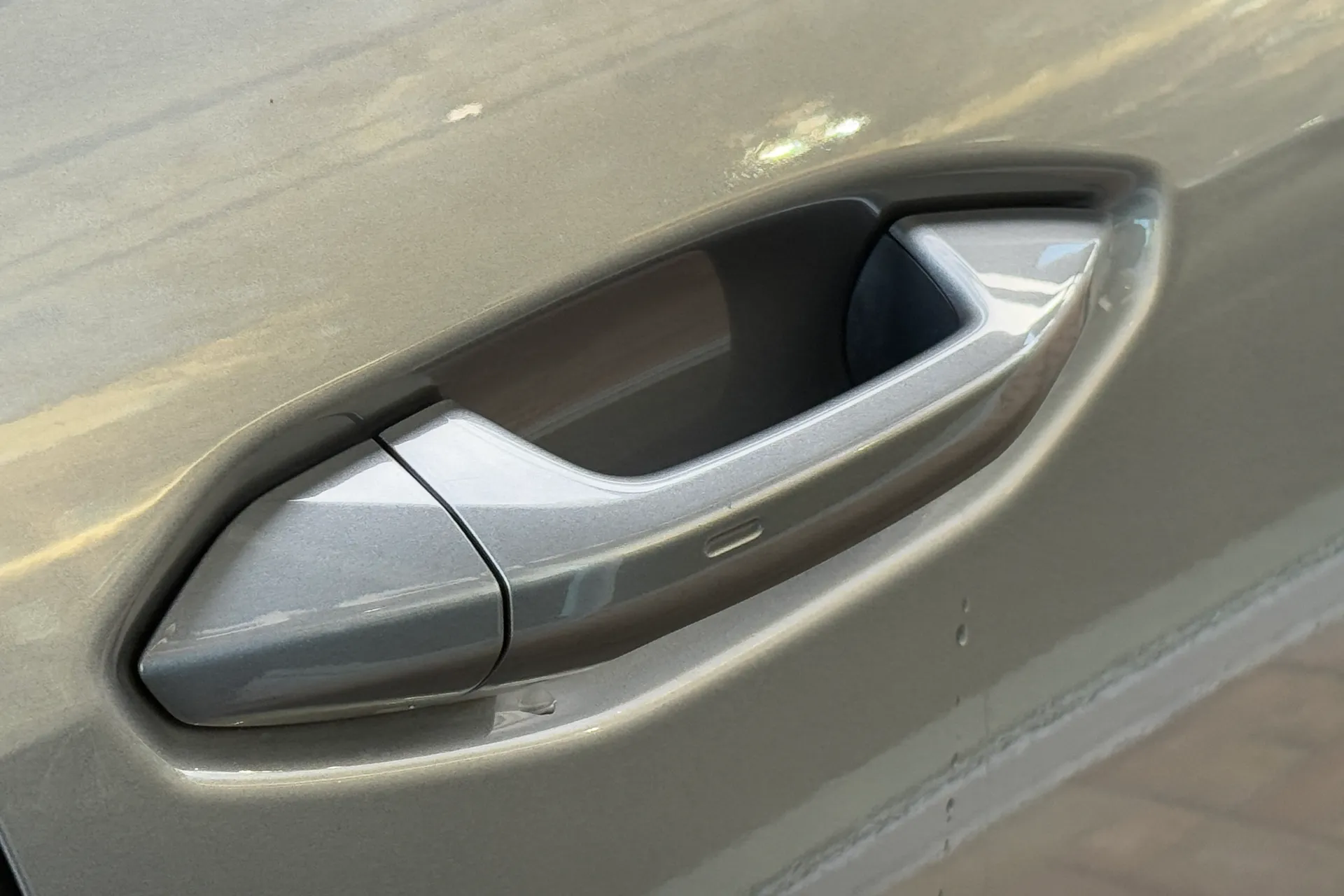 Audi Q4 thumbnail image number 35