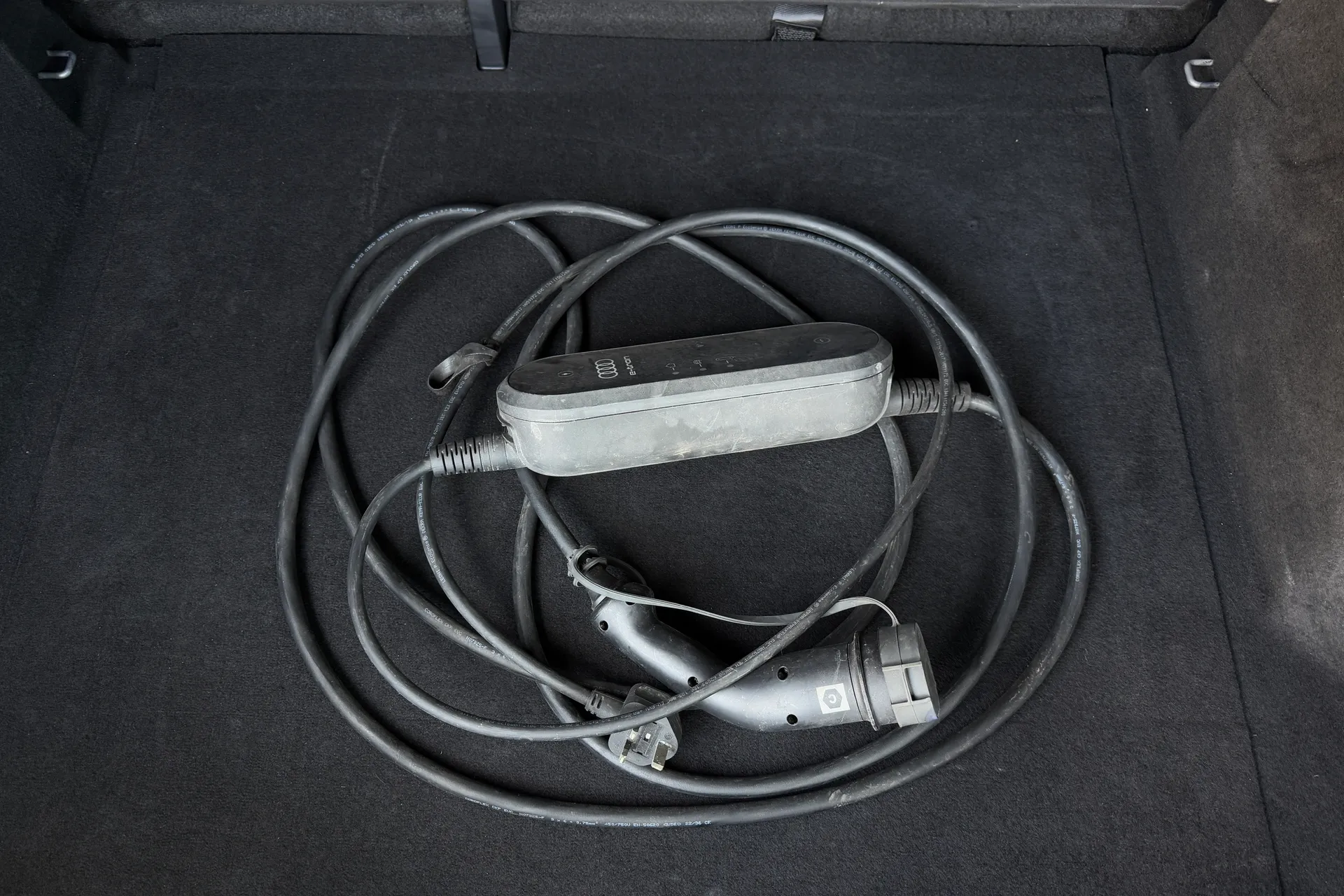 Audi Q4 thumbnail image number 48