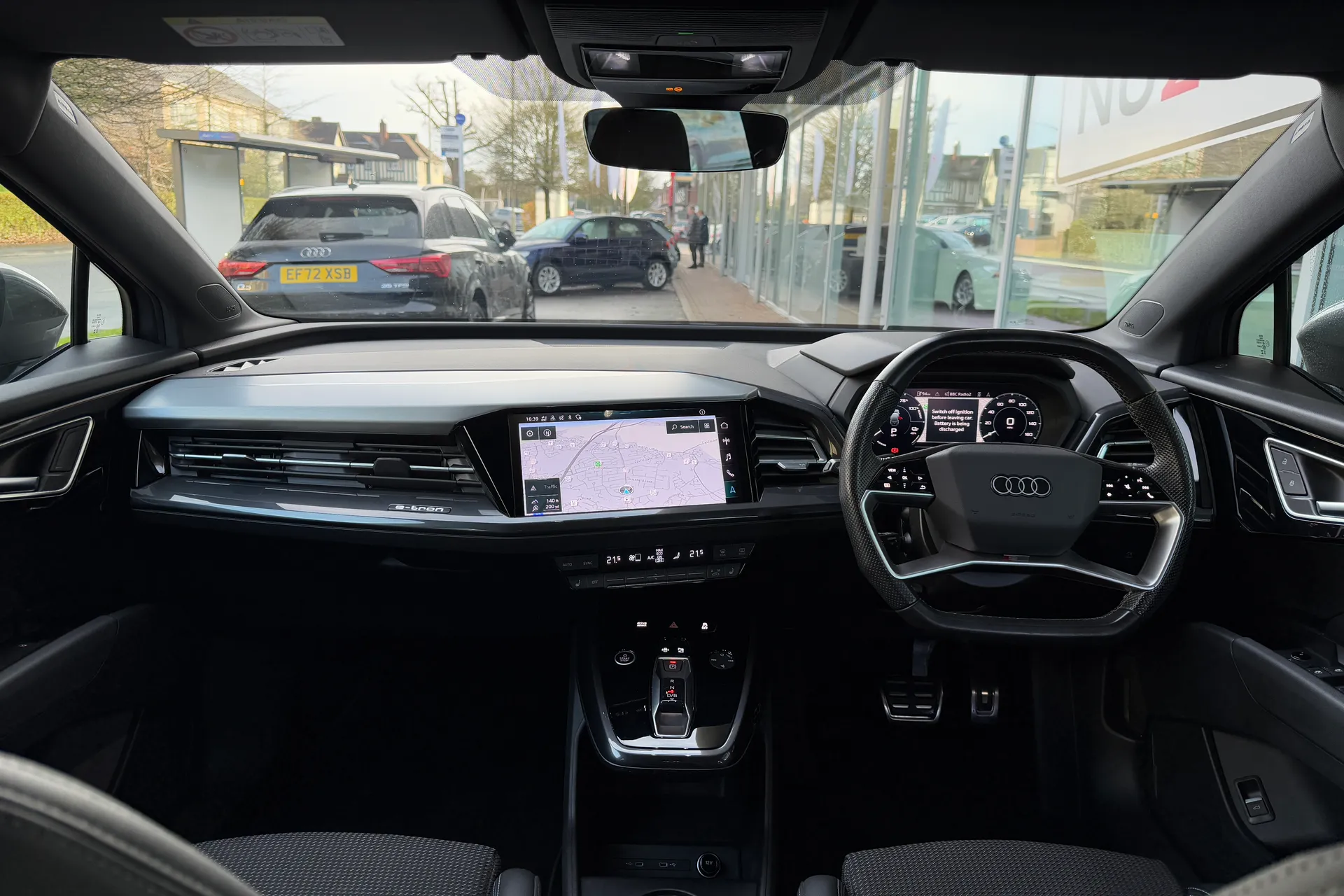 Audi Q4 thumbnail image number 3