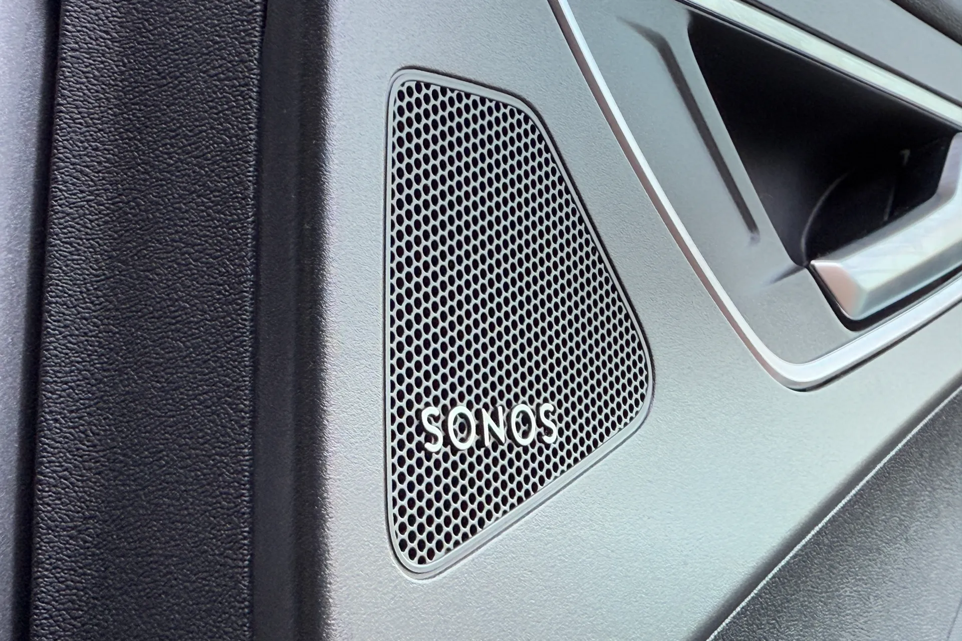 Audi Q4 thumbnail image number 44