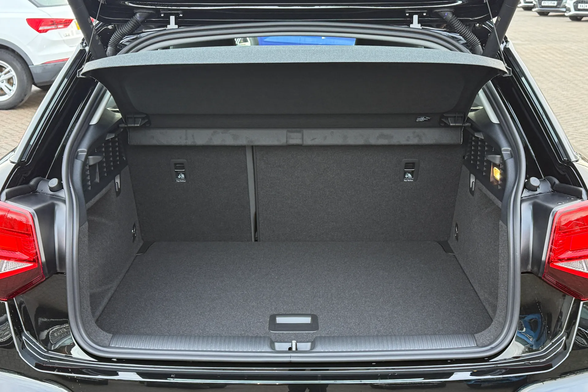 Audi Q2 thumbnail image number 32