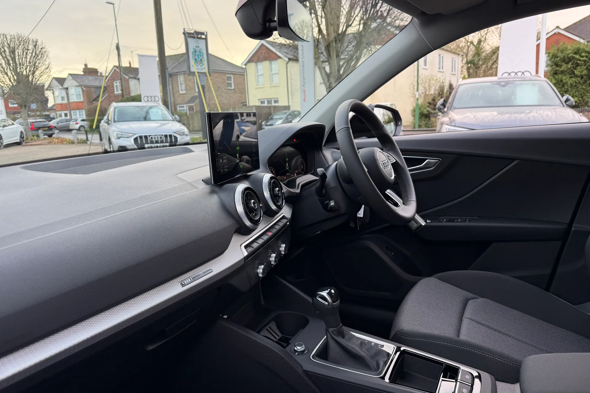Audi Q2 thumbnail image number 26
