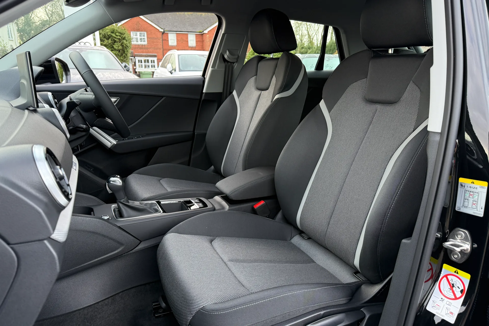 Audi Q2 thumbnail image number 27