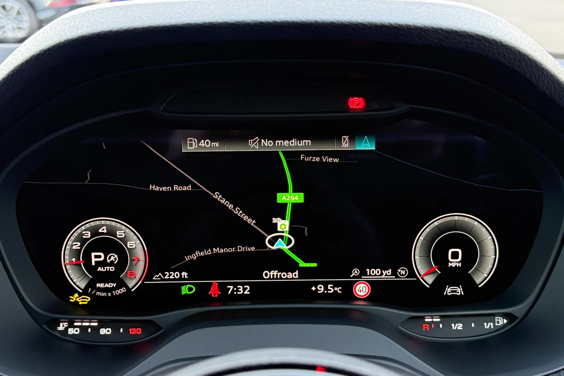 Audi Q2 thumbnail image number 13