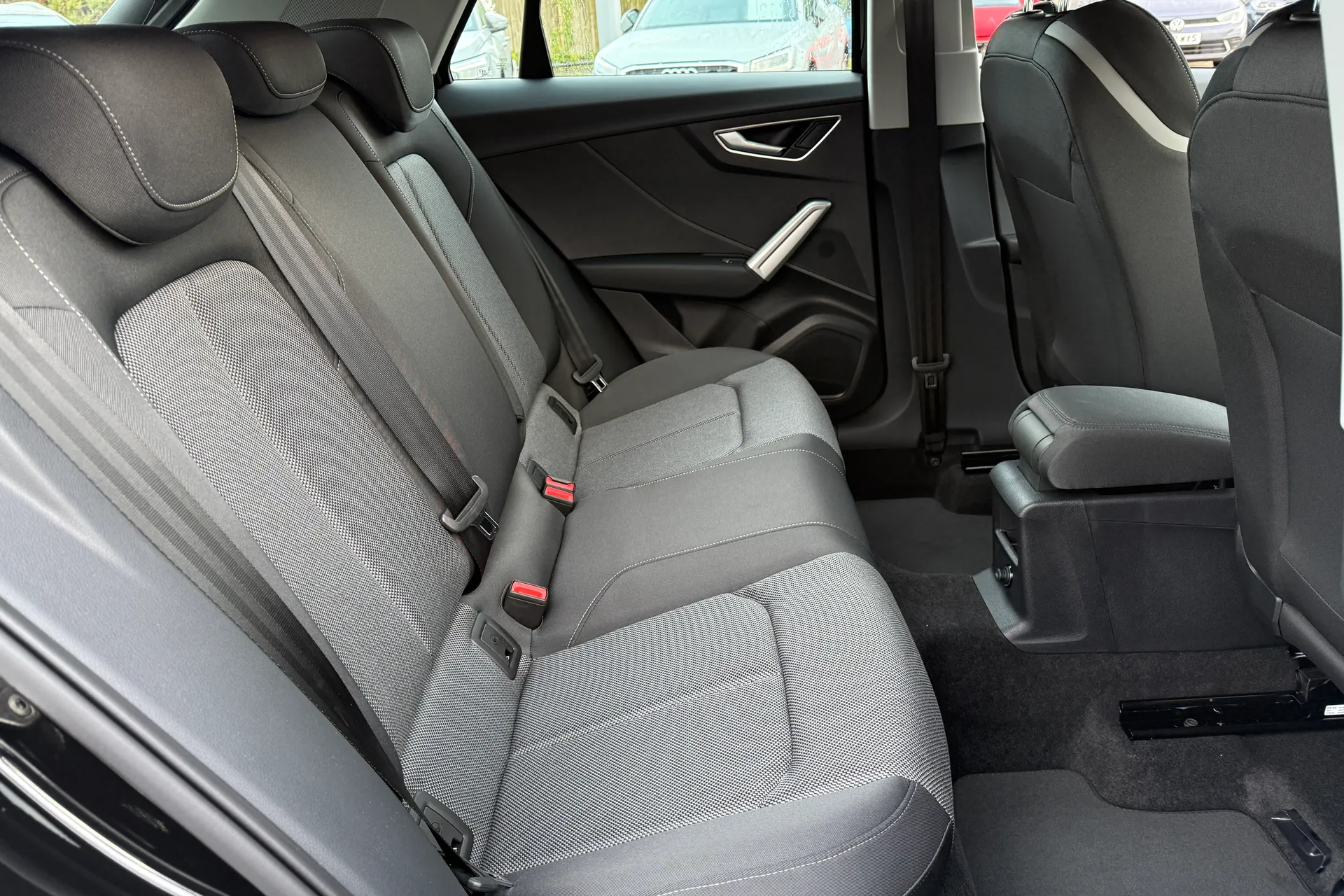 Audi Q2 thumbnail image number 42