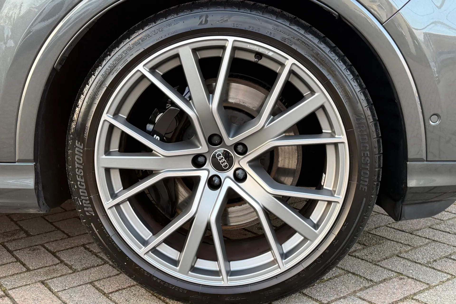 Audi Q7 thumbnail image number 60