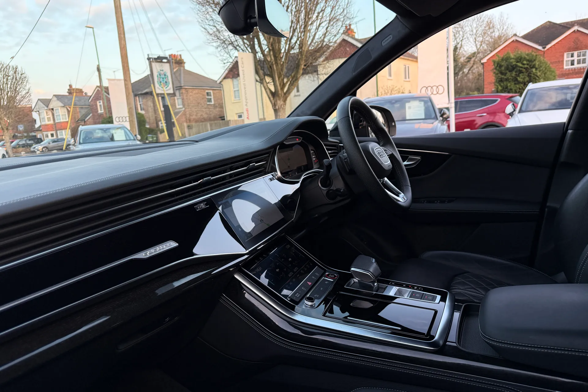 Audi Q7 thumbnail image number 35