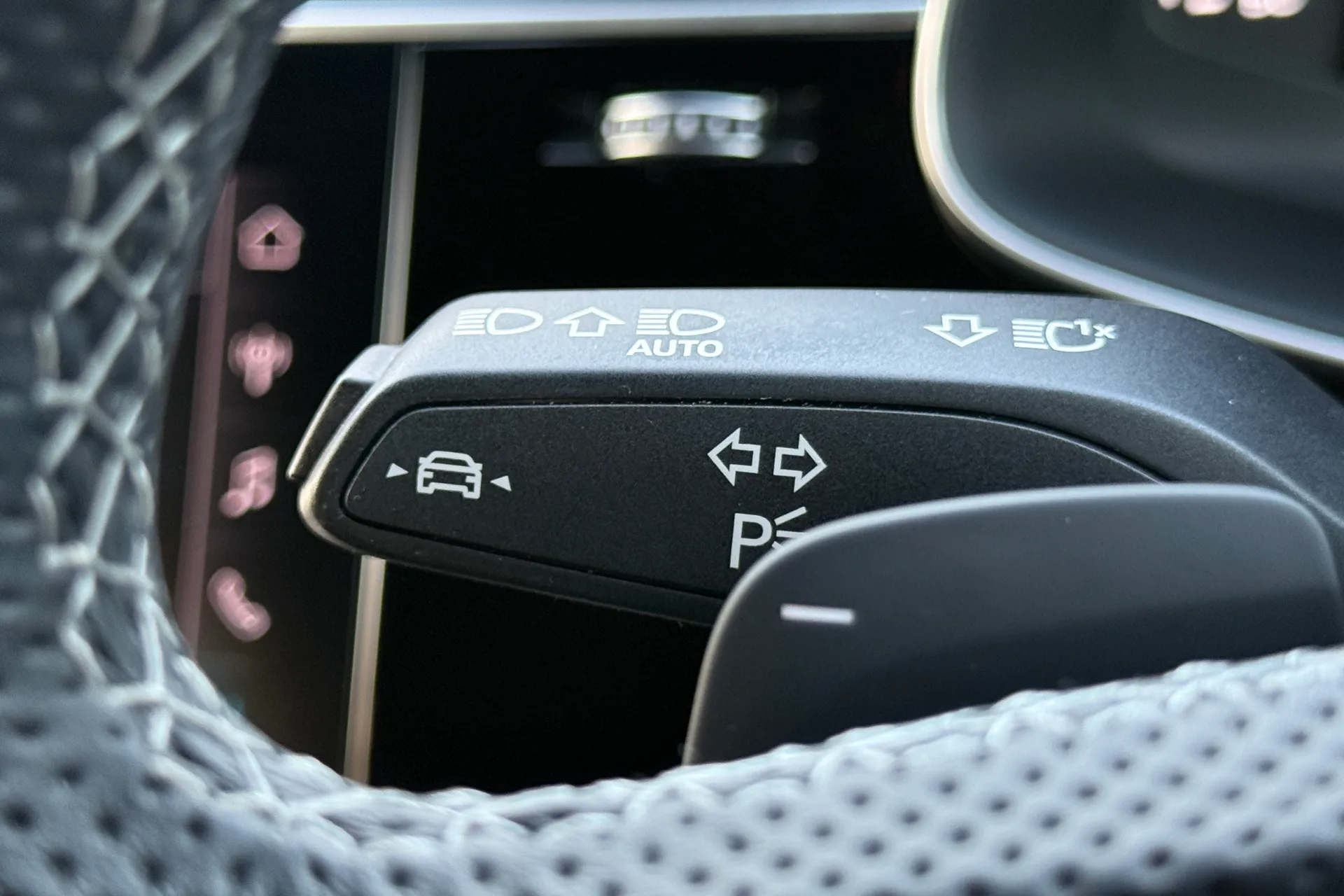 Audi Q7 thumbnail image number 25