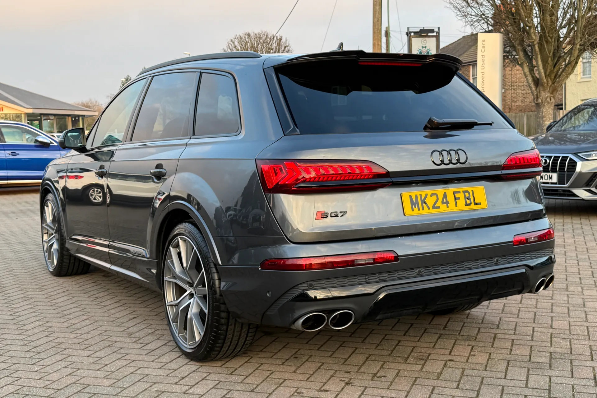 Audi Q7 thumbnail image number 43
