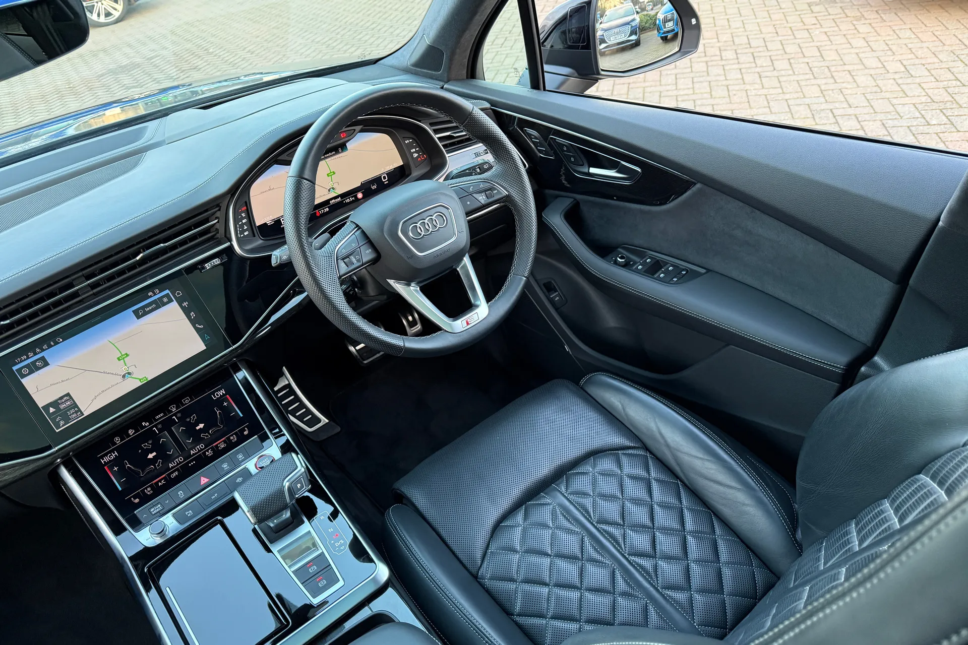 Audi Q7 thumbnail image number 52