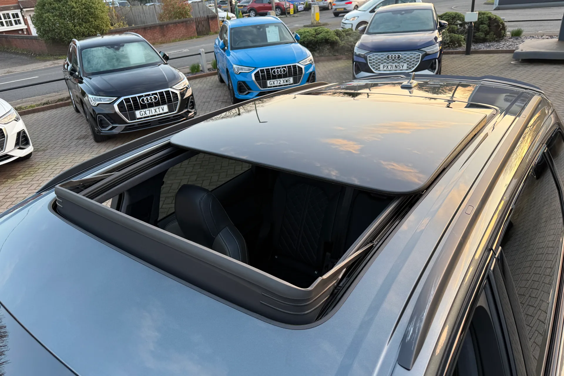 Audi Q7 thumbnail image number 8