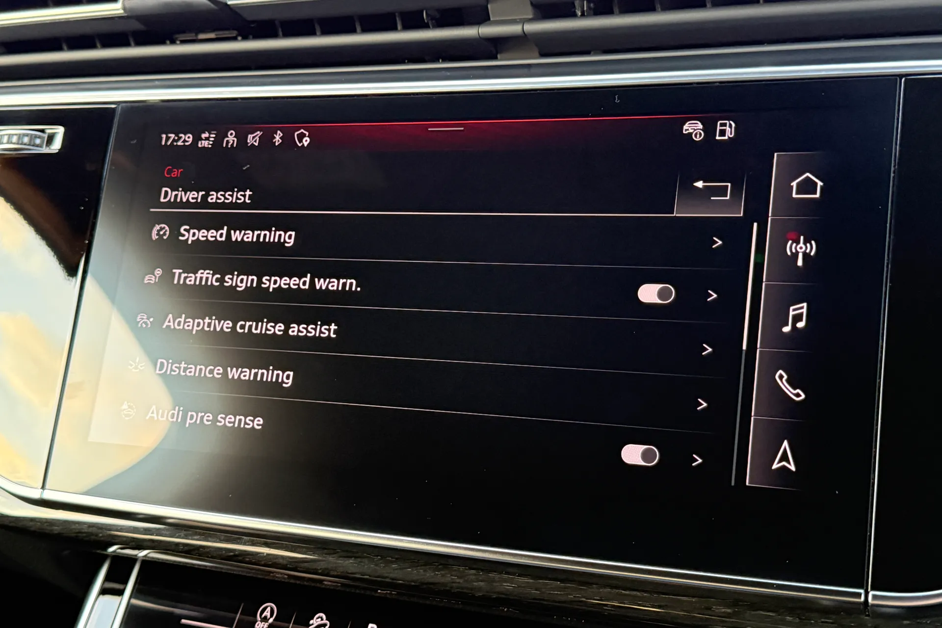 Audi Q7 thumbnail image number 13