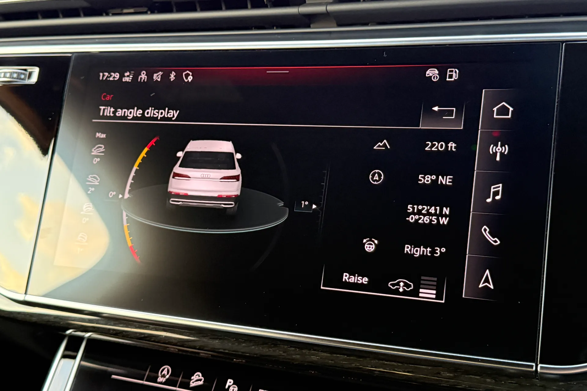 Audi Q7 thumbnail image number 16