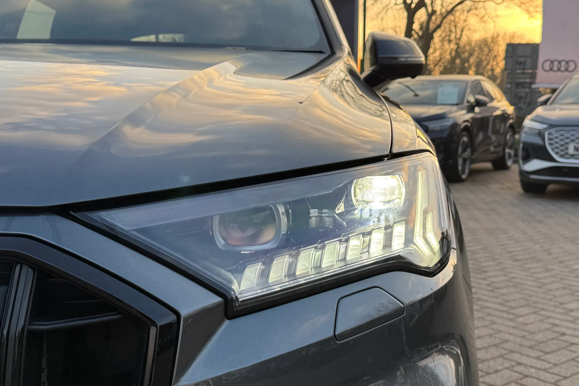 Audi Q7 thumbnail image number 64