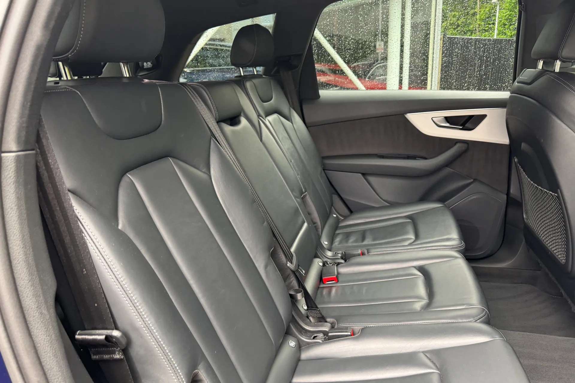 Audi Q7 thumbnail image number 36