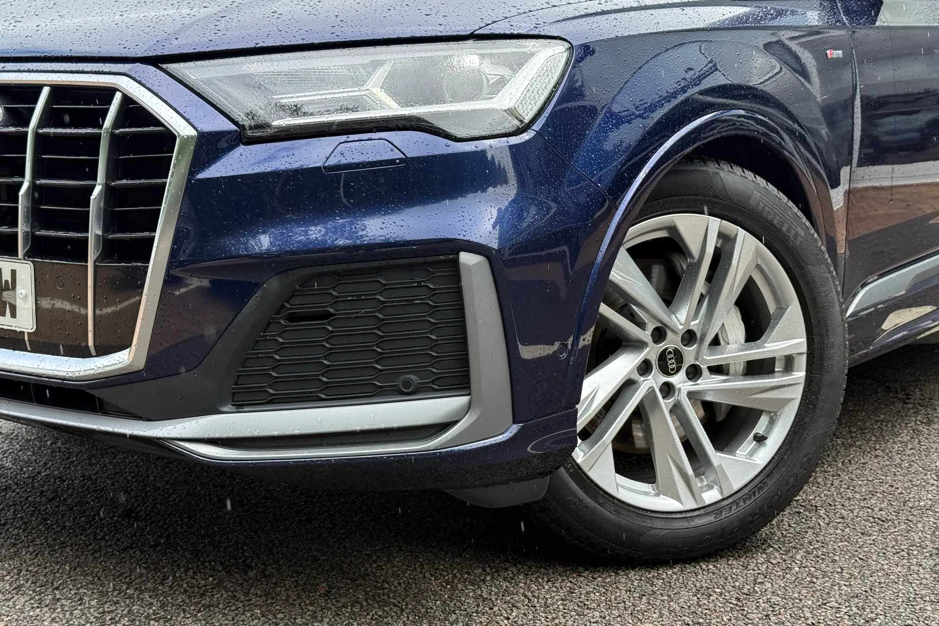 Audi Q7 thumbnail image number 61