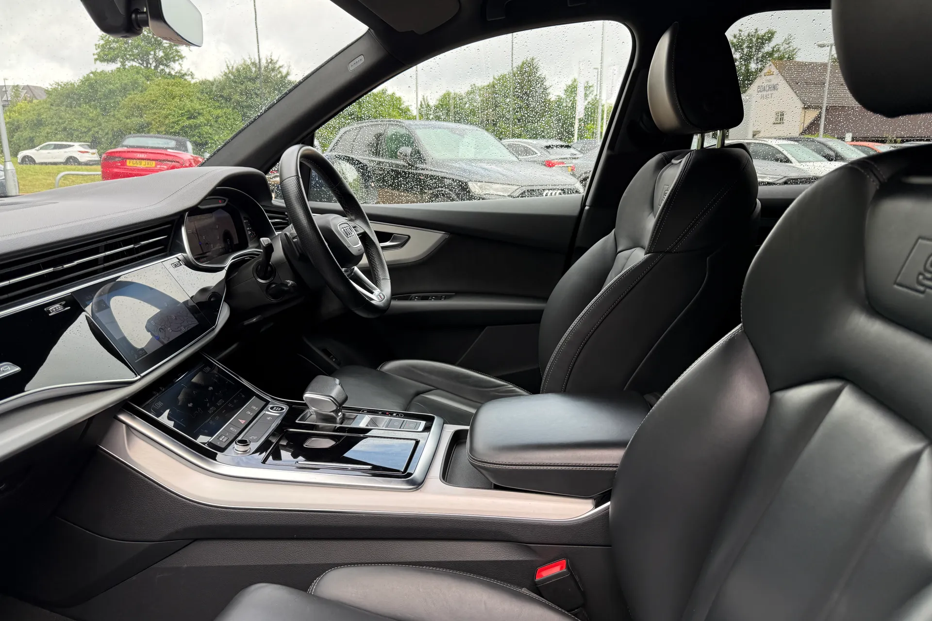 Audi Q7 thumbnail image number 59