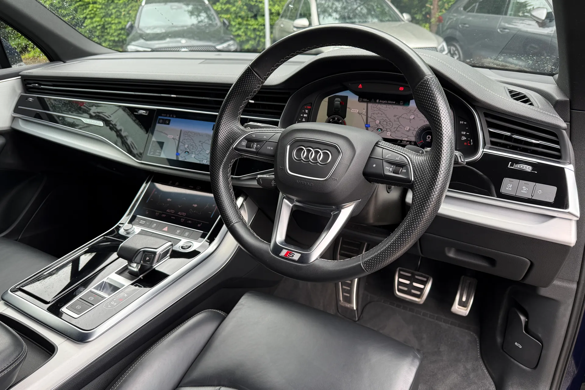 Audi Q7 thumbnail image number 30