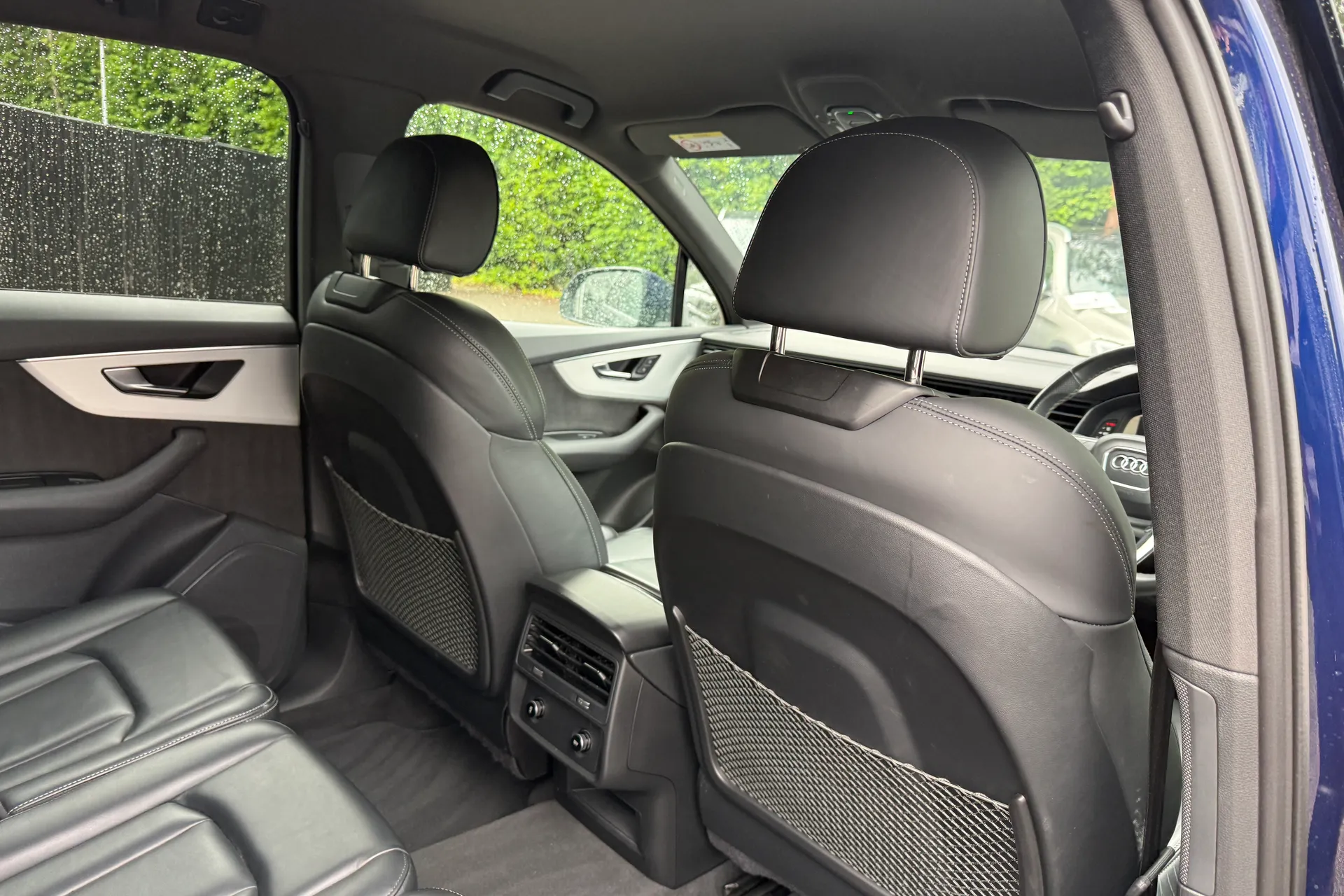 Audi Q7 thumbnail image number 38