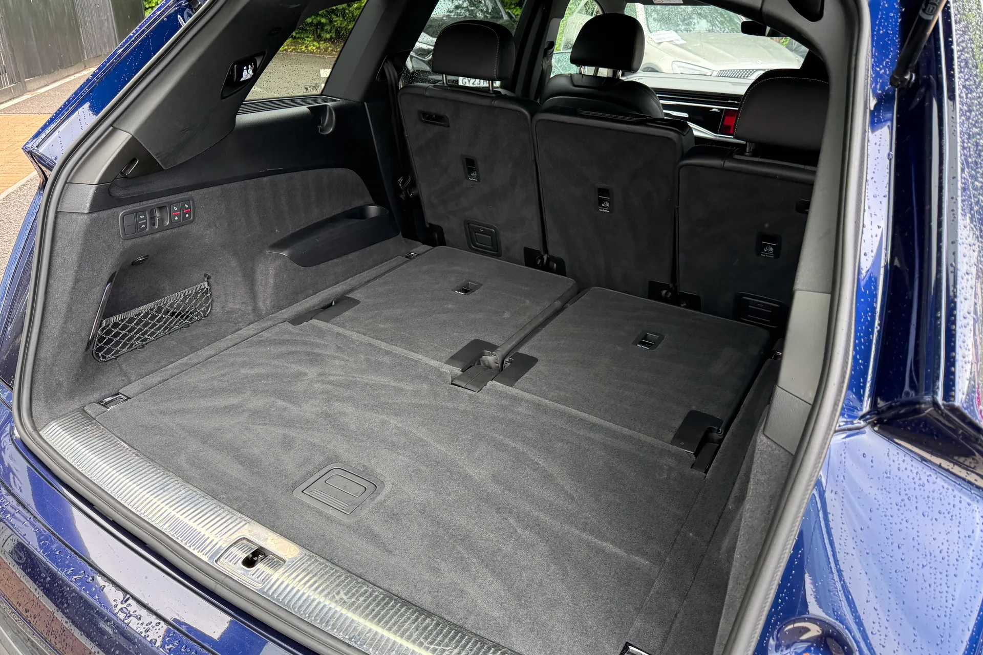 Audi Q7 thumbnail image number 48