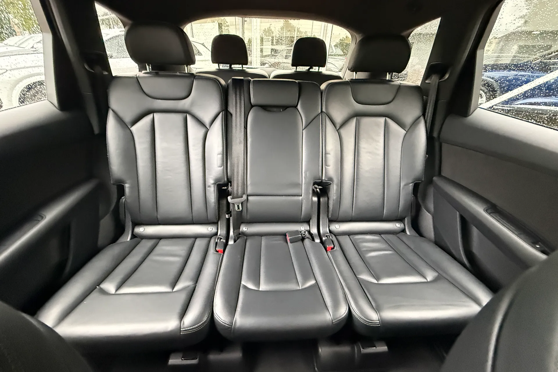 Audi Q7 thumbnail image number 27