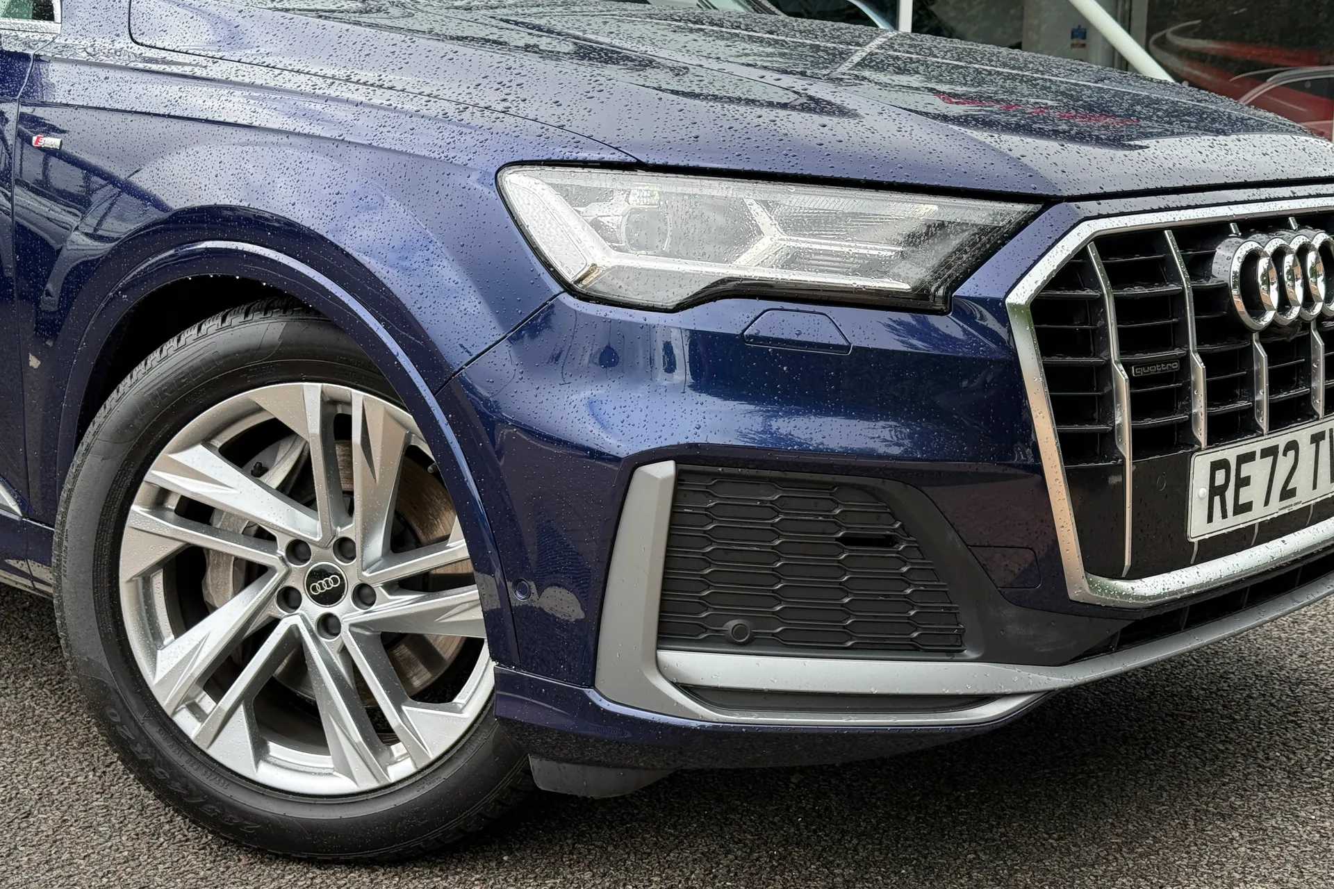 Audi Q7 thumbnail image number 12