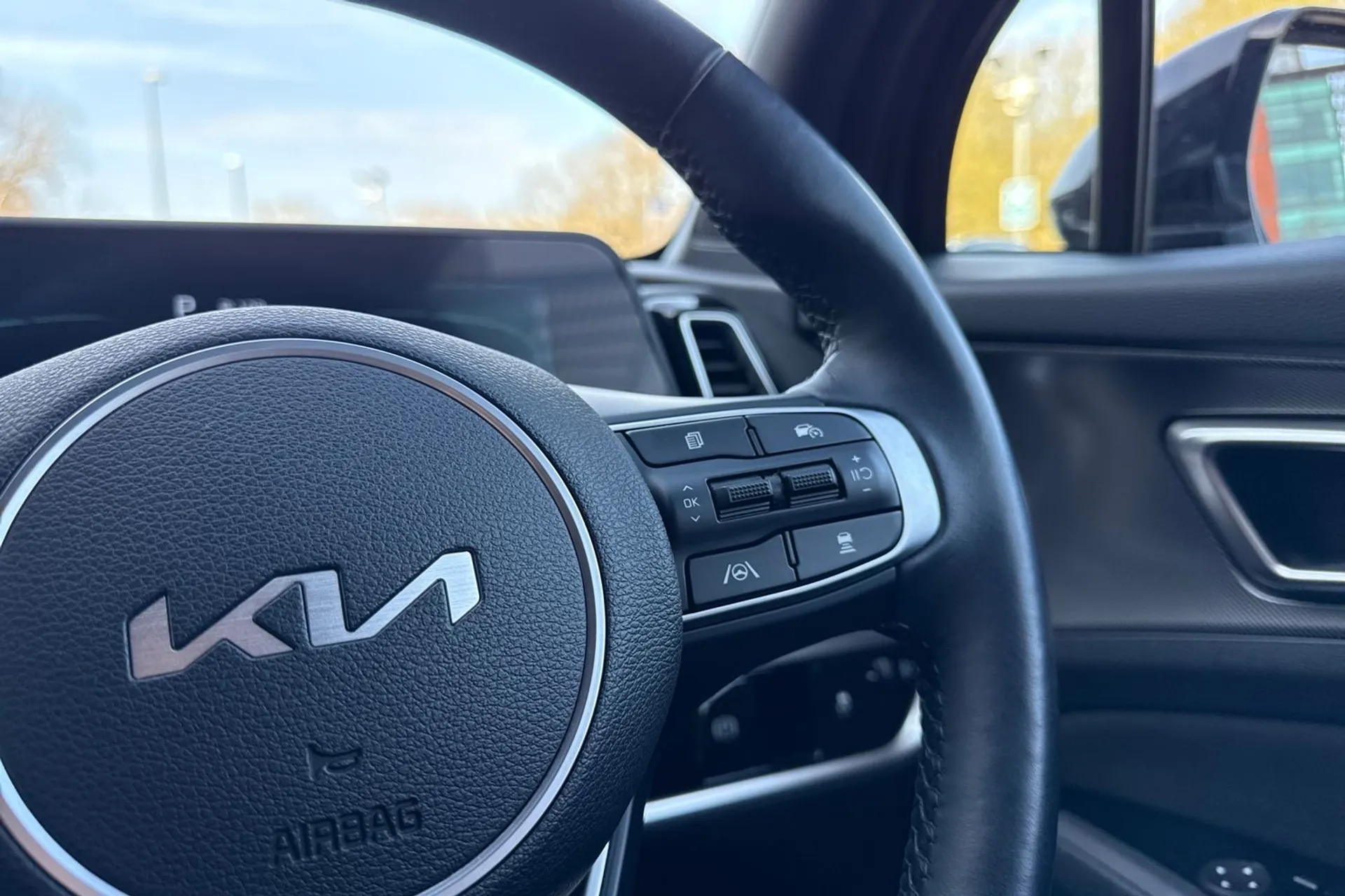 KIA SPORTAGE thumbnail image number 37