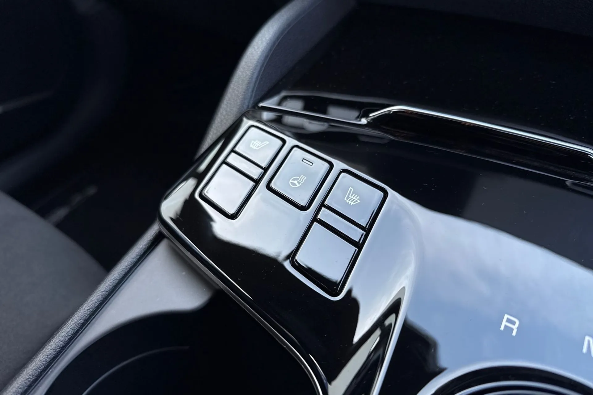 KIA SPORTAGE thumbnail image number 41