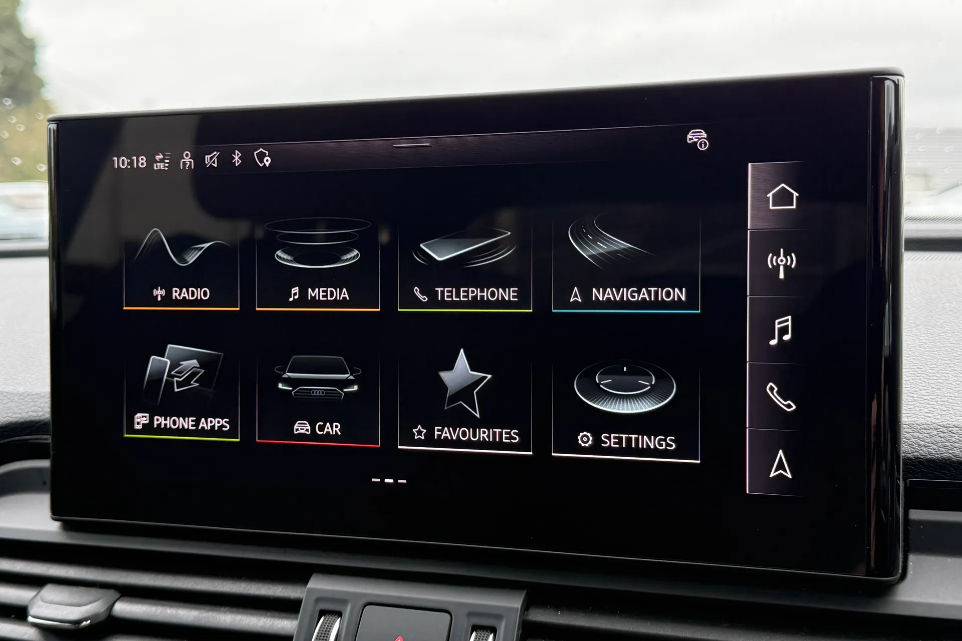 Audi Q5 thumbnail image number 14