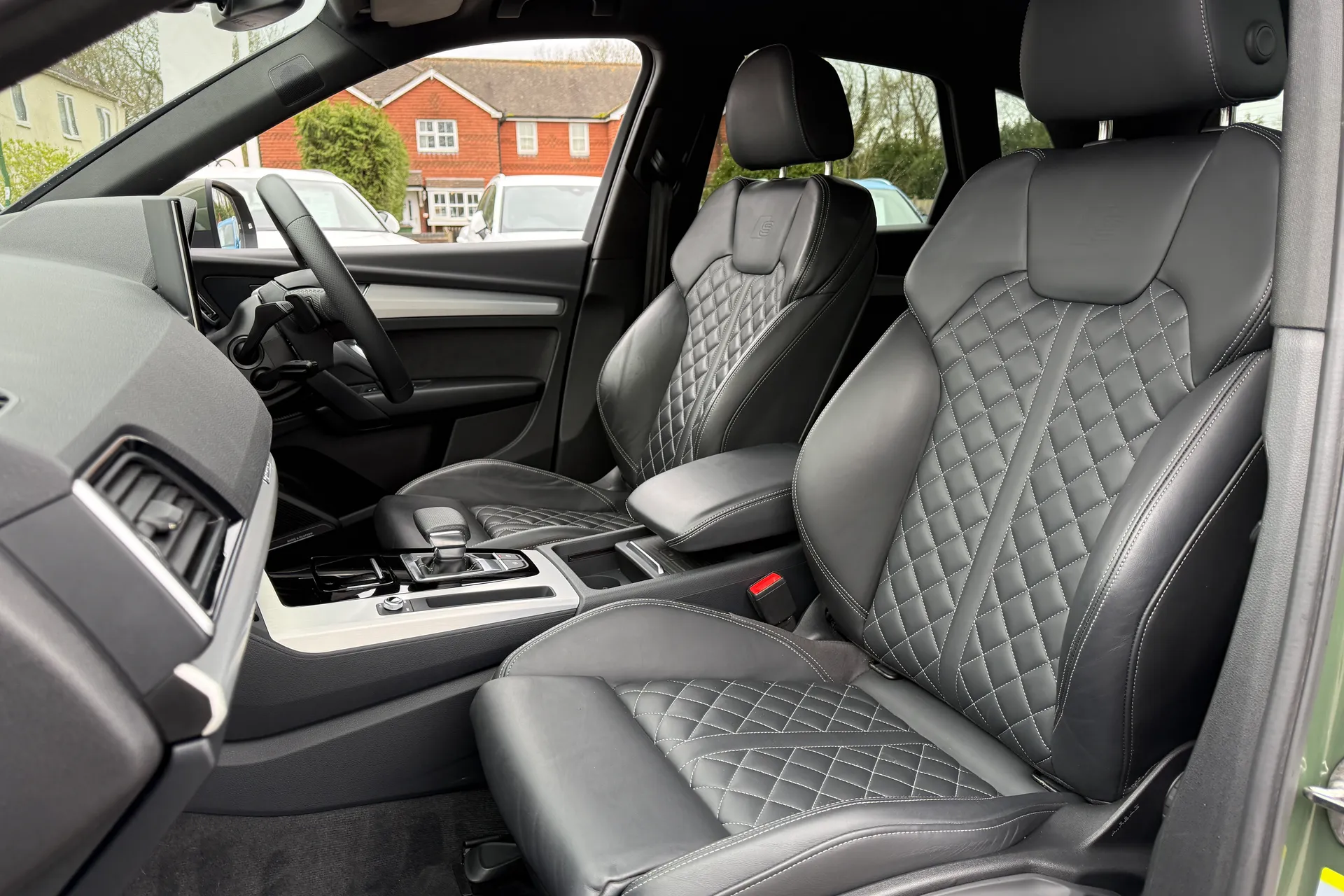 Audi Q5 thumbnail image number 32