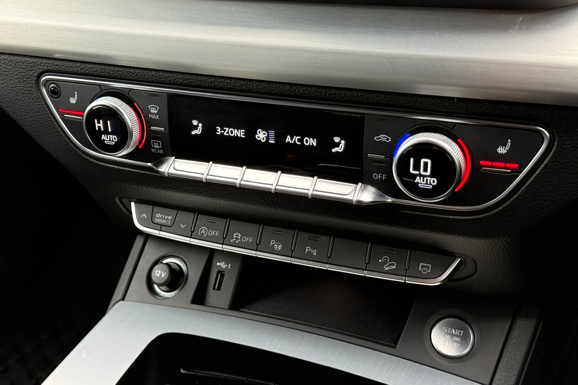 Audi Q5 thumbnail image number 16