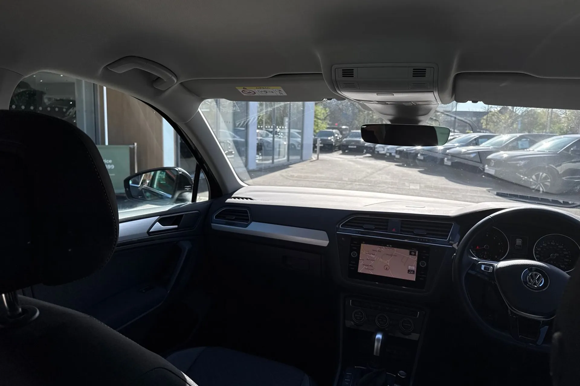 VOLKSWAGEN TIGUAN thumbnail image number 33