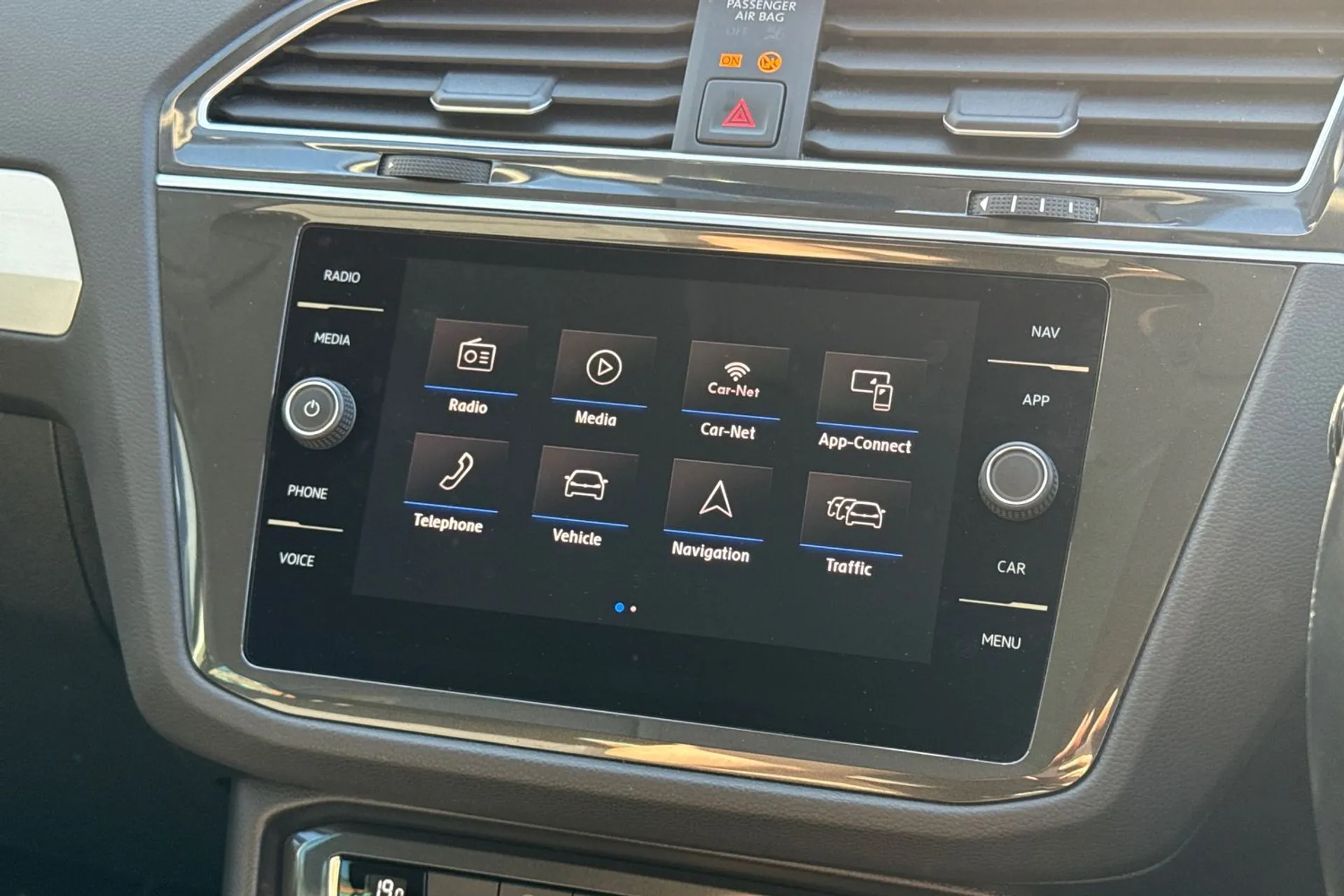 VOLKSWAGEN TIGUAN thumbnail image number 40