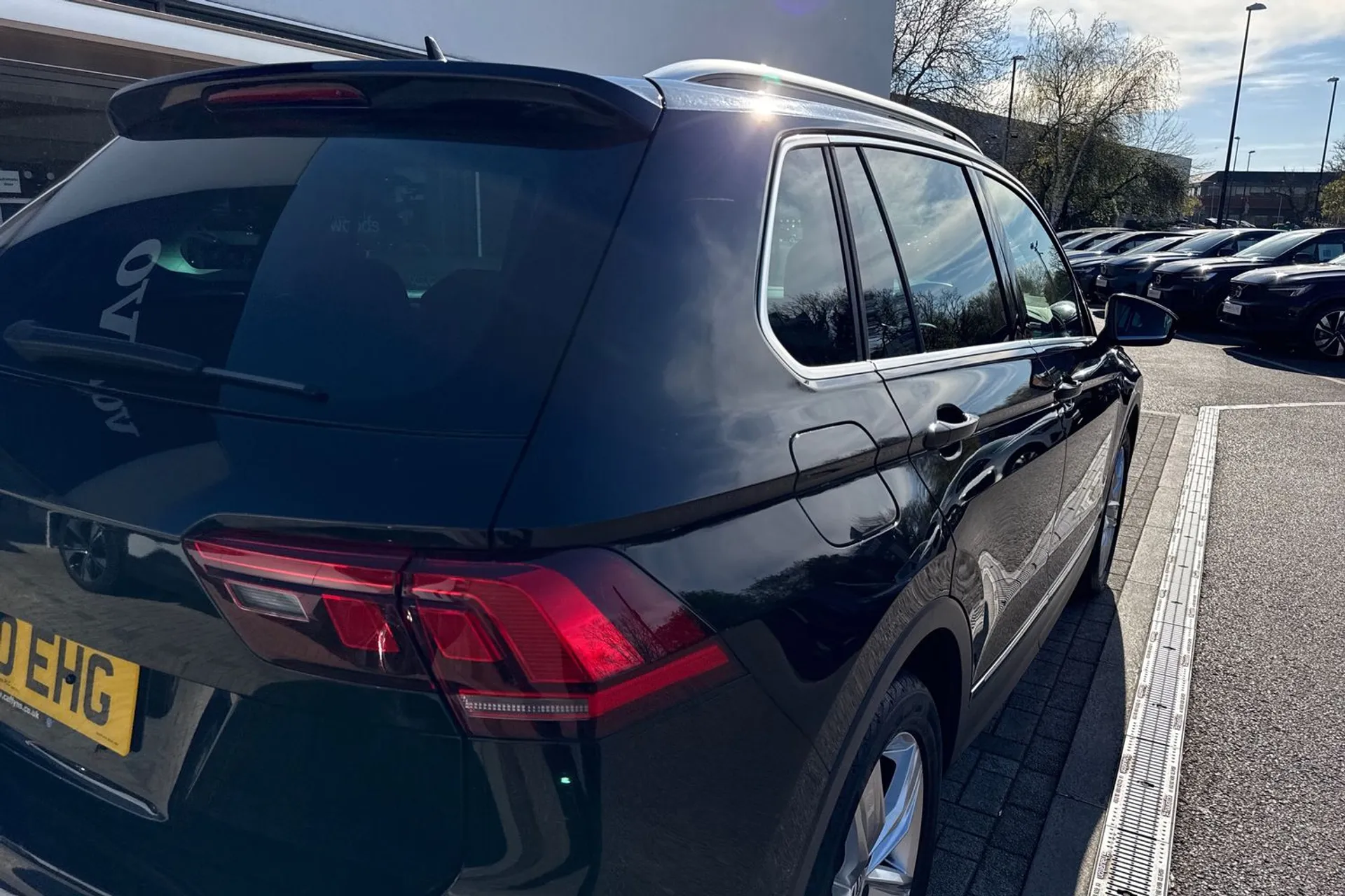 VOLKSWAGEN TIGUAN thumbnail image number 16