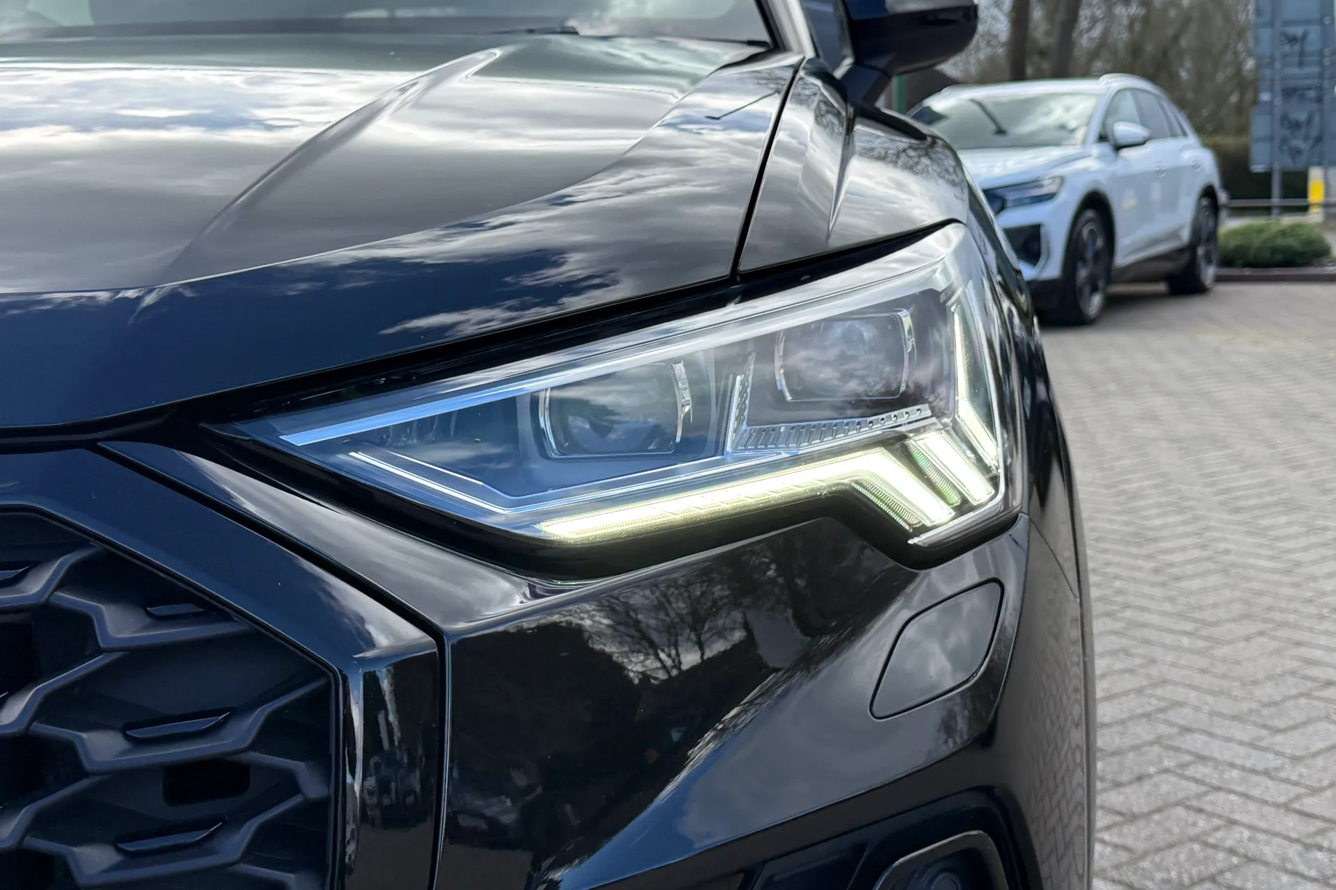 Audi Q3 thumbnail image number 51