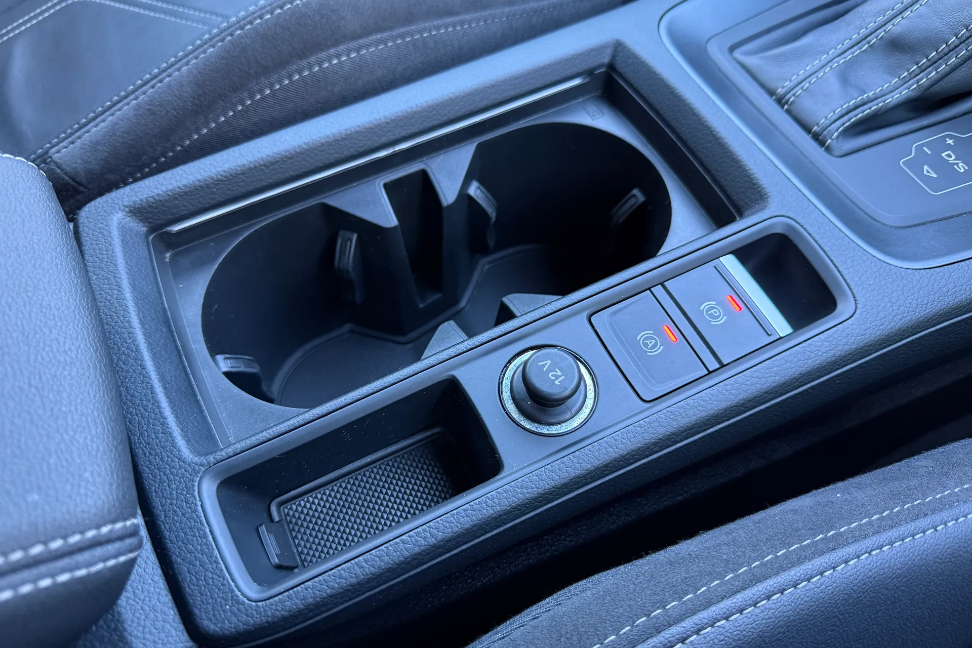 Audi Q3 thumbnail image number 39
