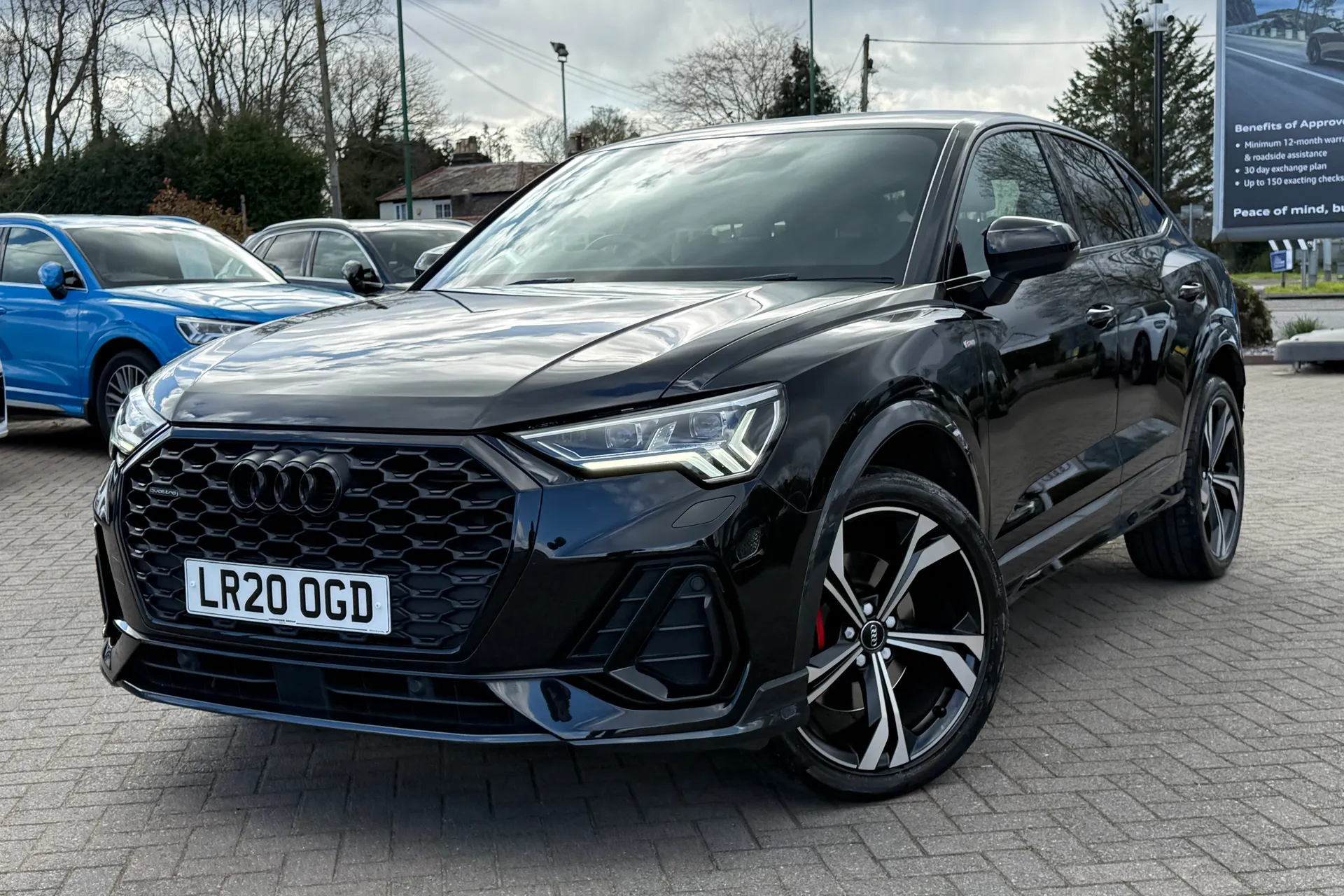 Audi Q3 thumbnail image number 25