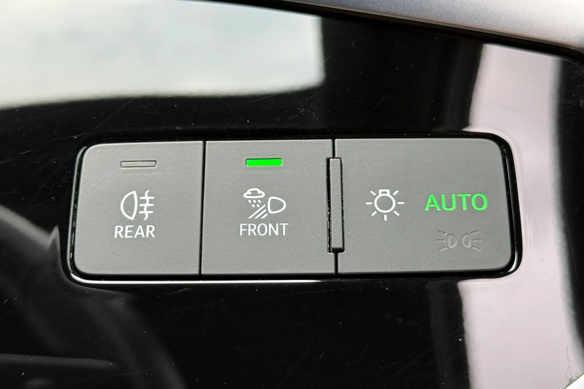 Audi Q3 thumbnail image number 22