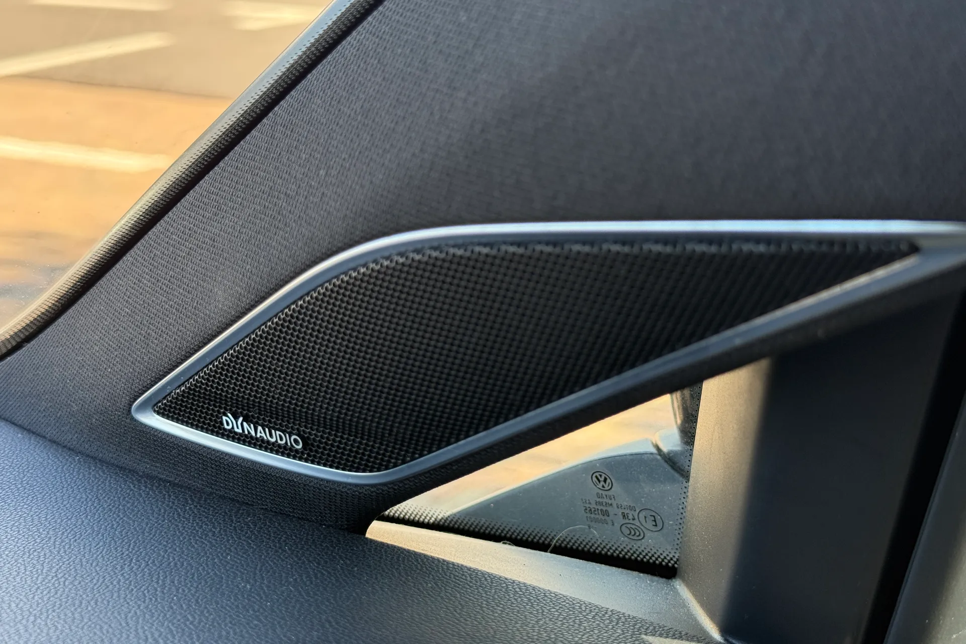 VOLKSWAGEN GOLF thumbnail image number 56