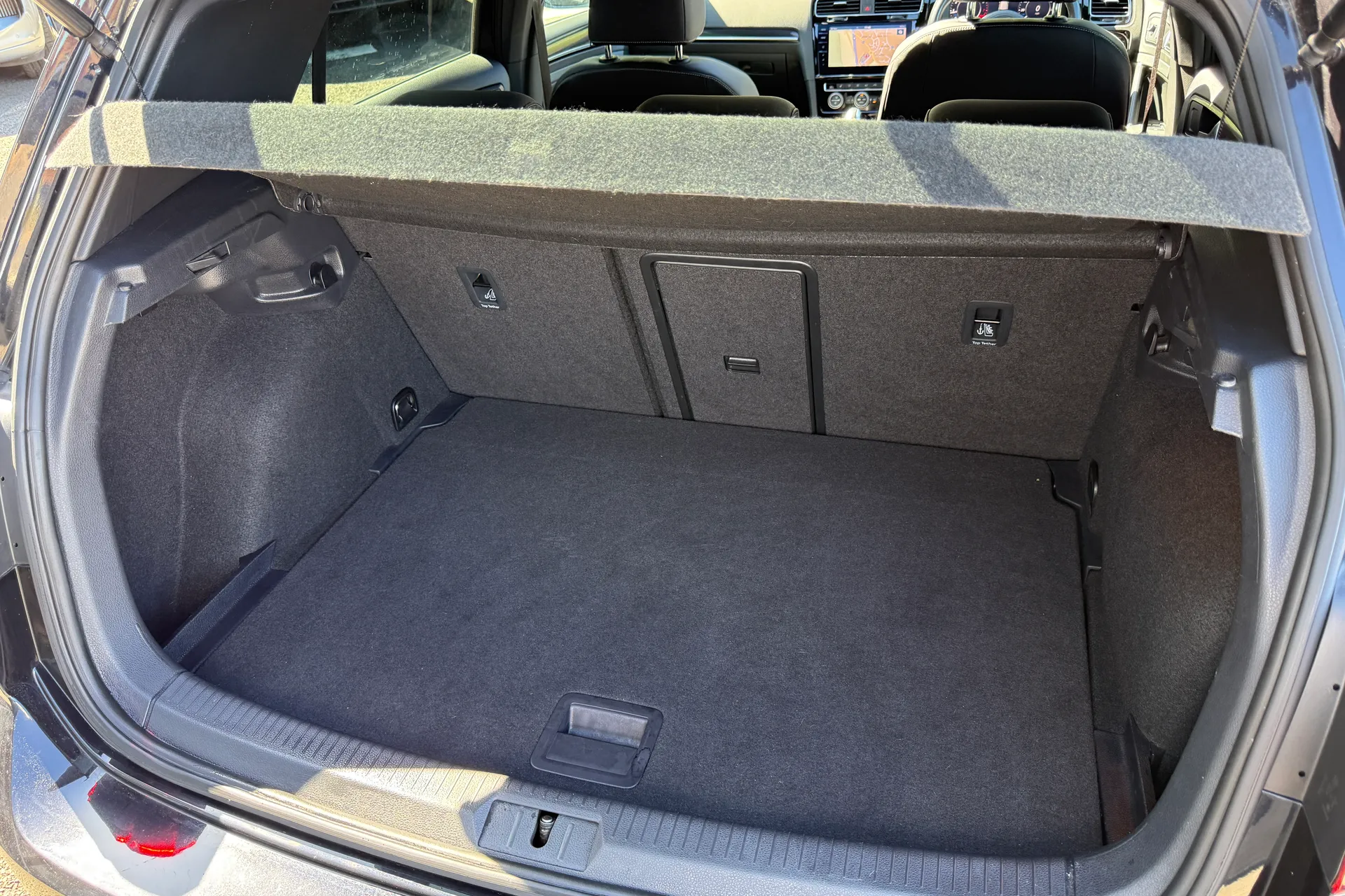 VOLKSWAGEN GOLF thumbnail image number 43