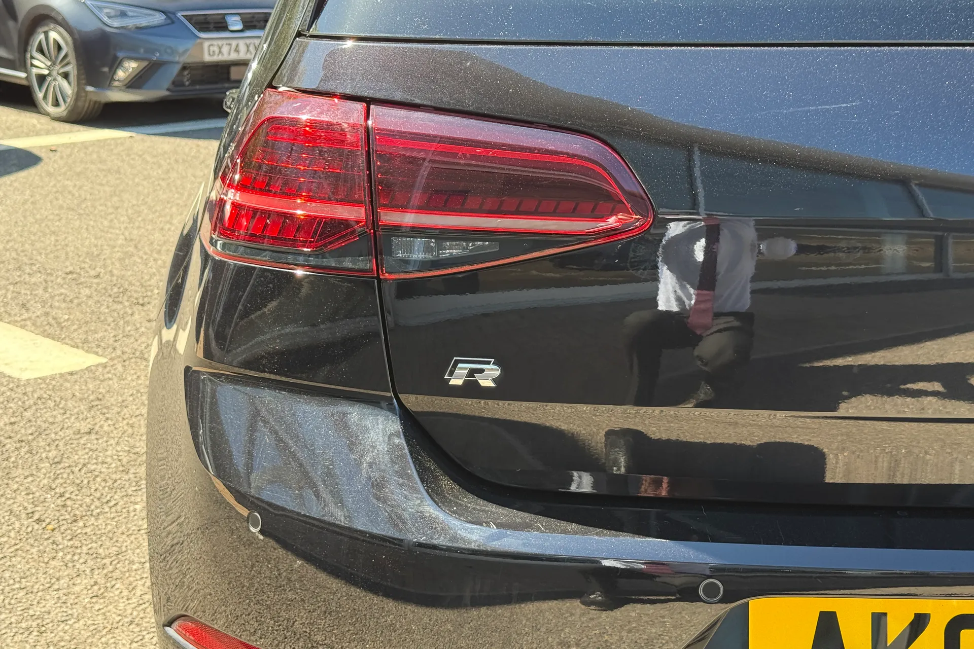 VOLKSWAGEN GOLF thumbnail image number 41