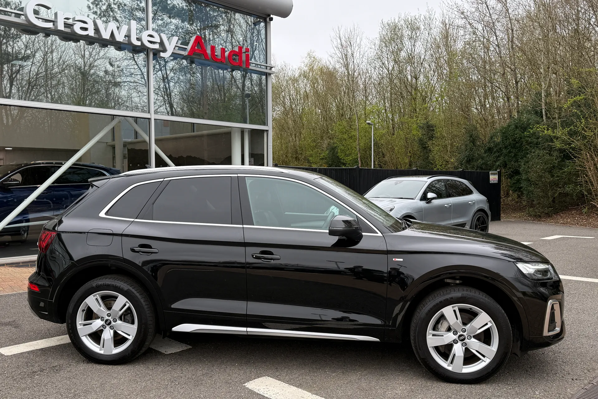 Audi Q5 thumbnail image number 2
