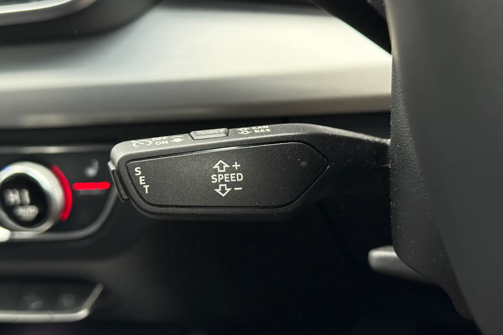 Audi Q5 thumbnail image number 14