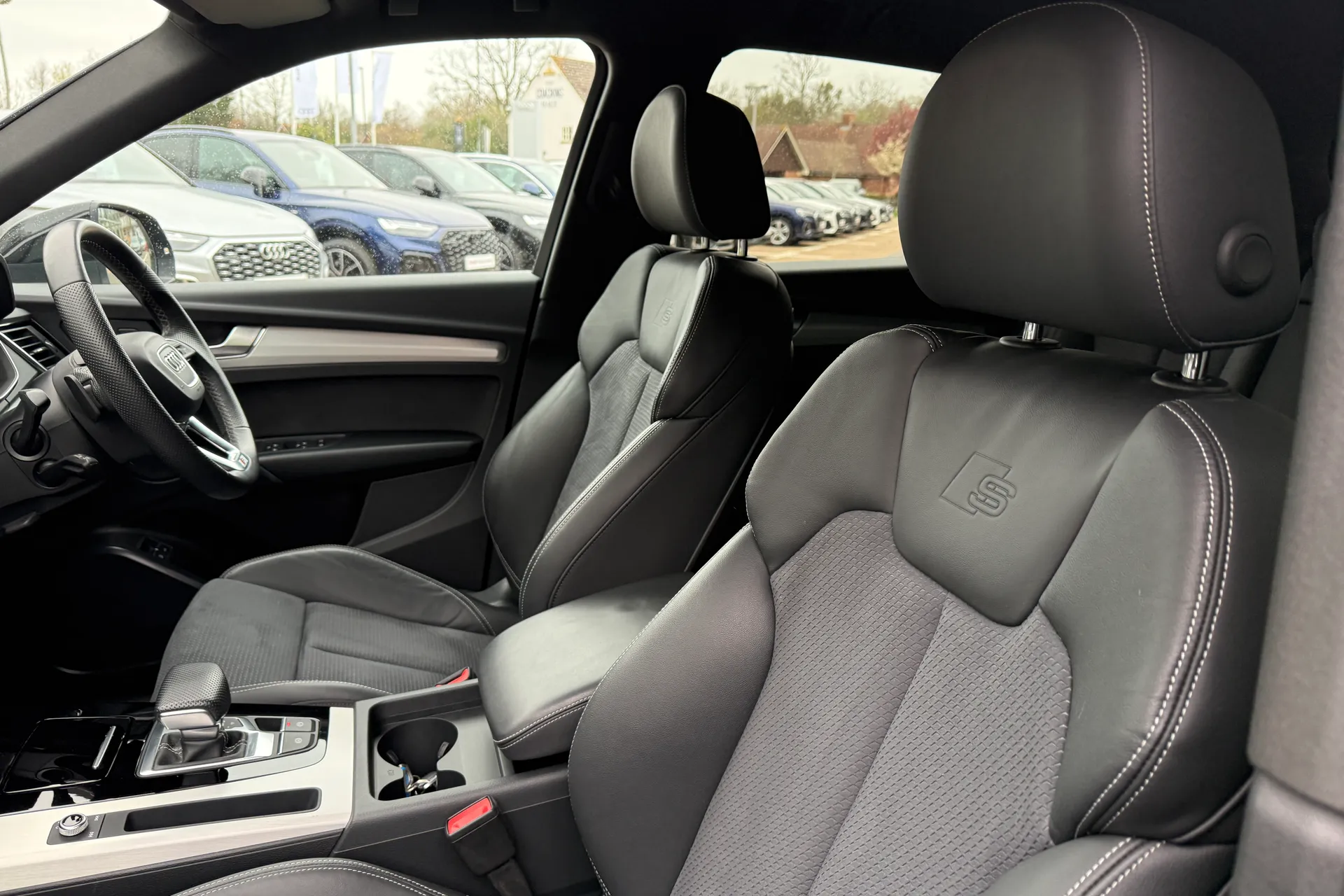 Audi Q5 thumbnail image number 50